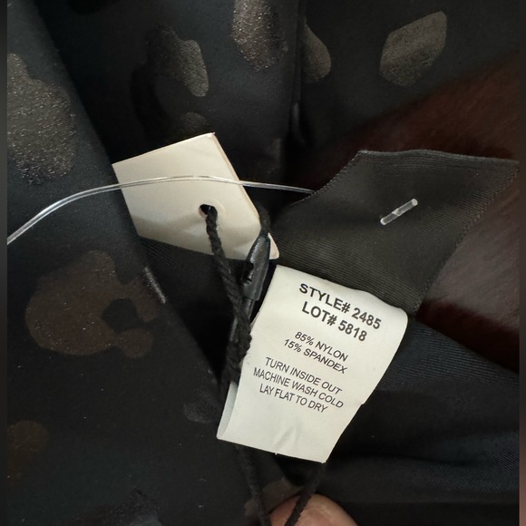 Terez girls leggings size medium foil printed black - Picture 6 of 7